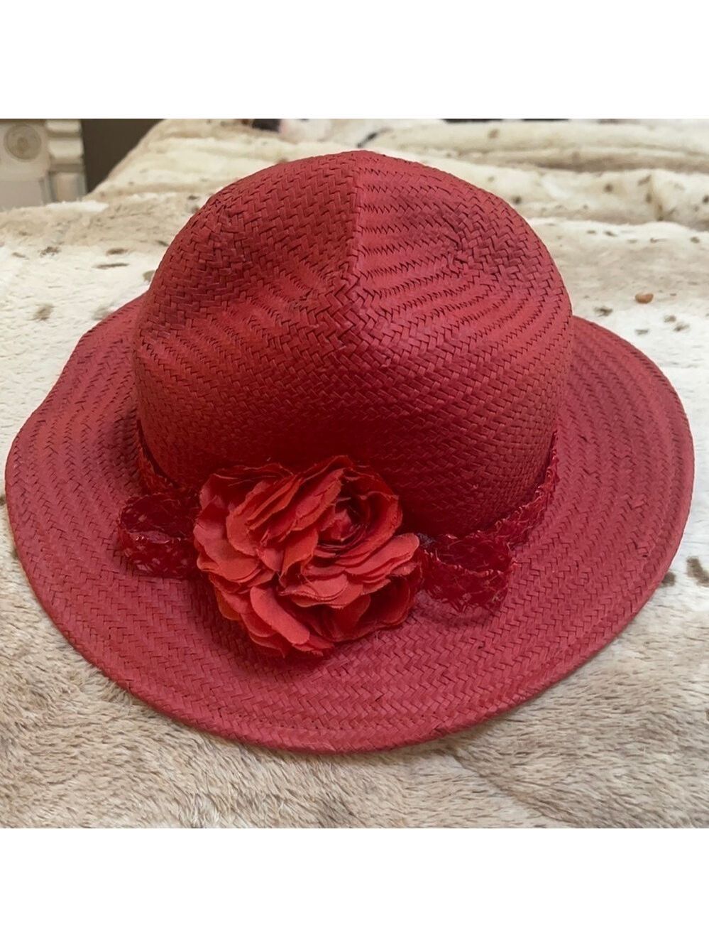 KATHY JEANNE STRAW HAT Q2